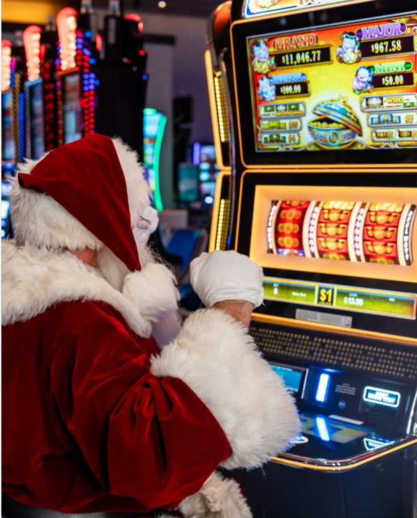 Elegancka kobieta w kasynie